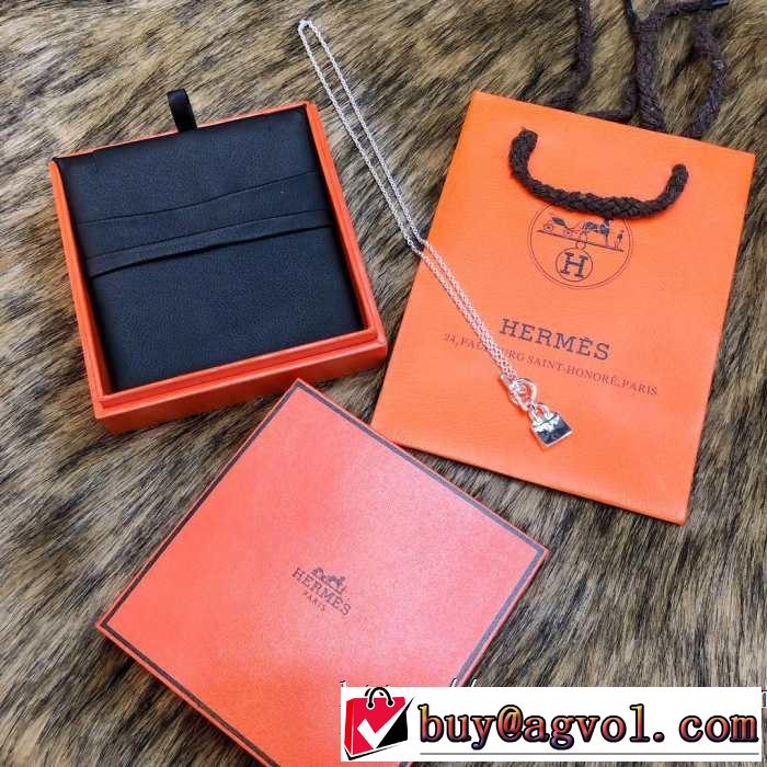 ネックレス  エルメス HERMES 2019春夏トレンドカラー 最新トレンドファッション新着