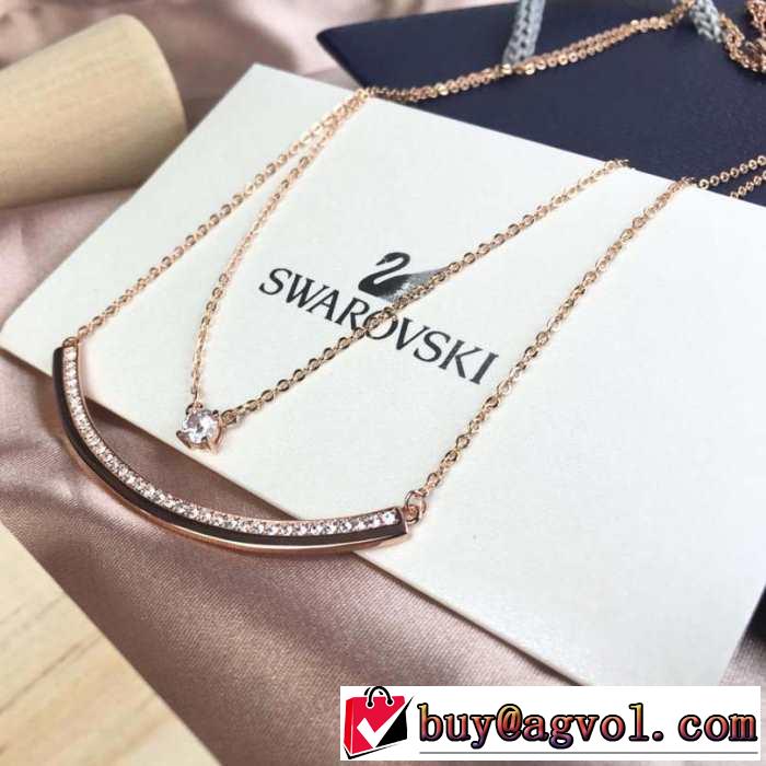 ネックレス 夏に良く似合うちょっと新品 おしゃれな夏ファッション2019 スワロフスキー SWAROVSKI