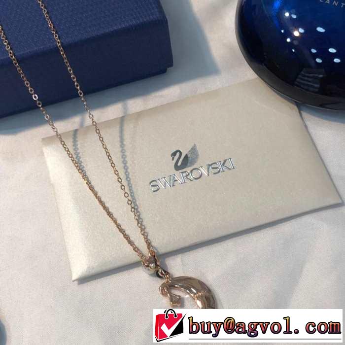 今年春夏ファション流行り スワロフスキー SWAROVSKI ネックレス 2019春夏の大注目トレンド