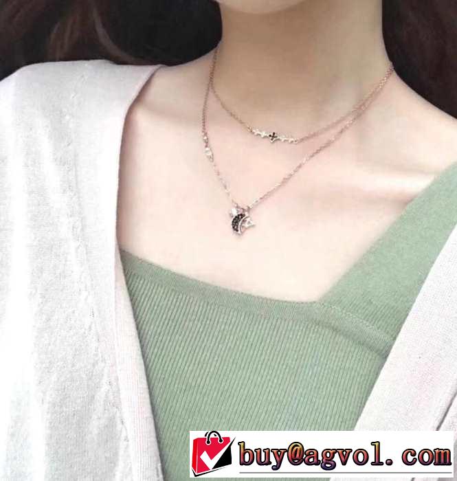 スワロフスキー SWAROVSKI ネックレス 2019春夏人気トレンドアイテム 絶妙にオシャレ人気アイテム