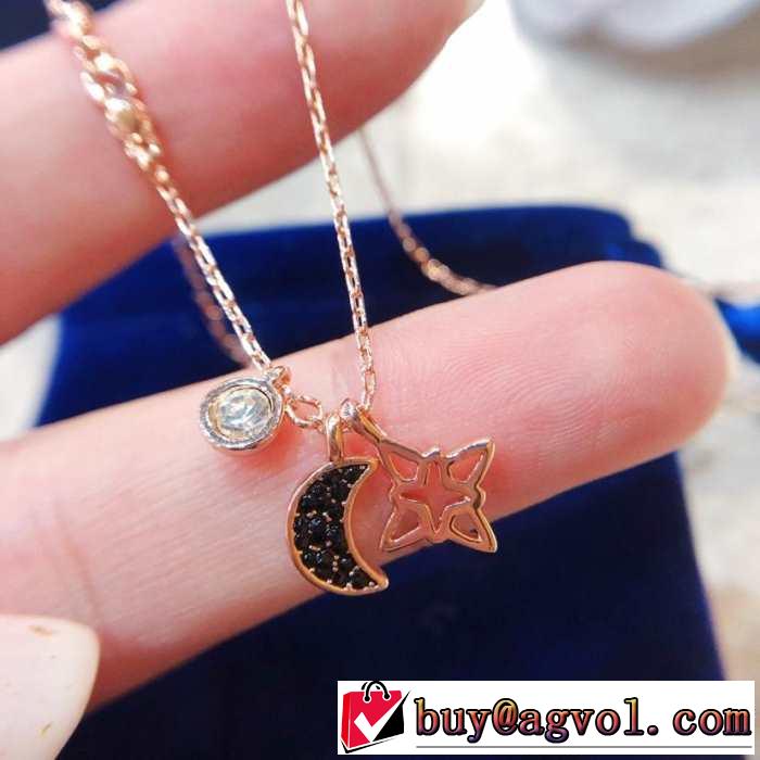 スワロフスキー SWAROVSKI ネックレス 2019春夏人気トレンドアイテム 絶妙にオシャレ人気アイテム