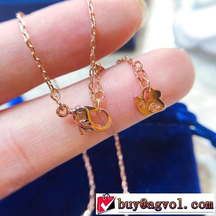 スワロフスキー SWAROVSKI ネックレス 2019春夏人気トレンドアイテム 絶妙にオシャレ人気アイテム
