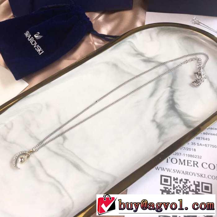 スワロフスキー SWAROVSKI ネックレス 大人カジュアル夏ファッション2019 主張性もカジュアルさ