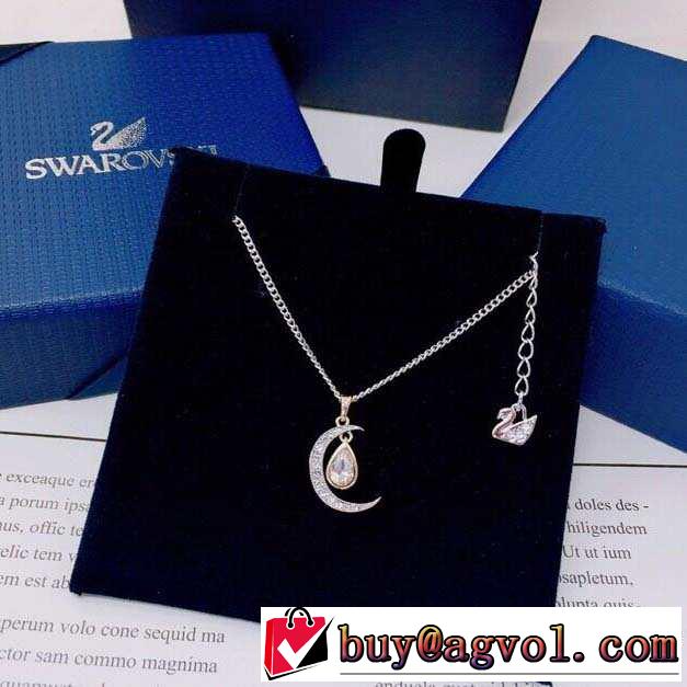 スワロフスキー SWAROVSKI ネックレス 大人カジュアル夏ファッション2019 主張性もカジュアルさ
