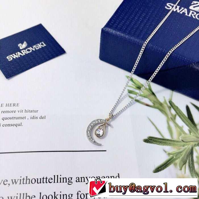 スワロフスキー SWAROVSKI ネックレス 大人カジュアル夏ファッション2019 主張性もカジュアルさ