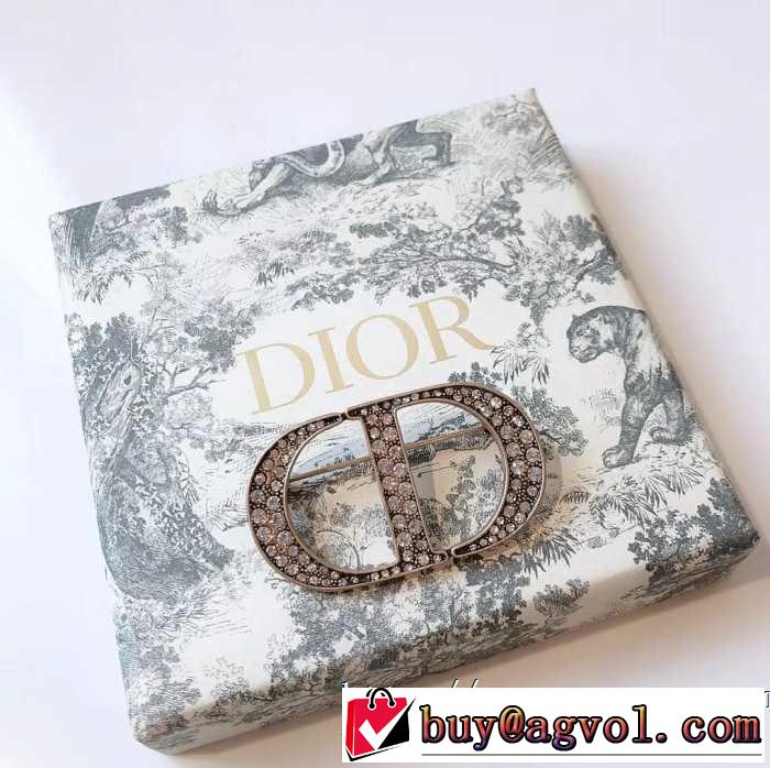 ディオール DIOR ブローチ 春夏トップス最新情報をチェック 季節感もプラス2019新作