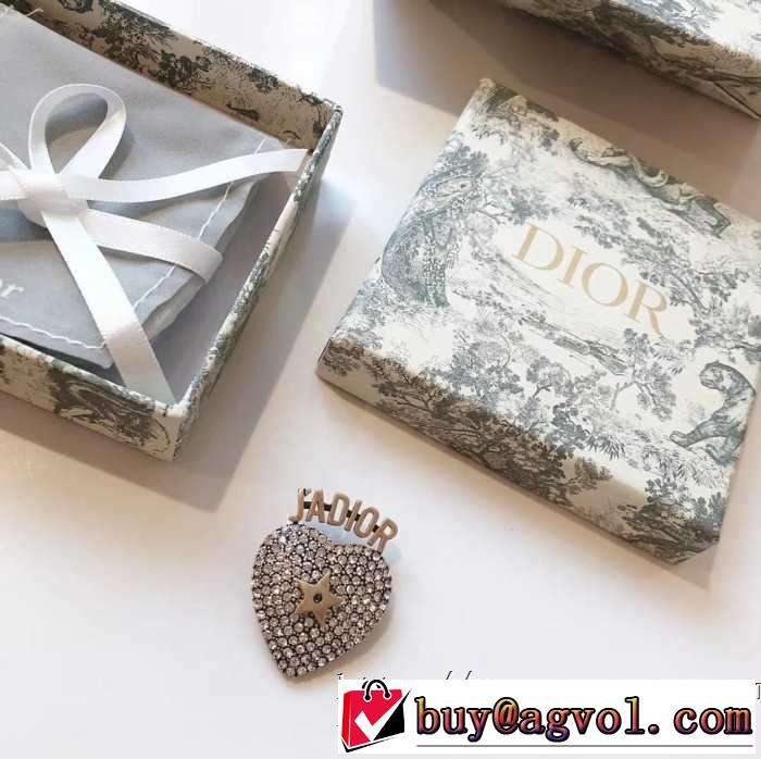 今や定番アイテム好評品 おすすめファション2019人気カラー ディオール DIOR ブローチ