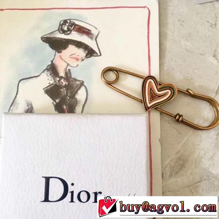 先取り！2019年春夏トレンド ディオール DIOR ブローチ 今やセレブ御用達で大人気の