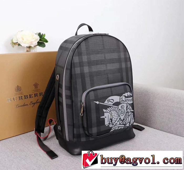 リュック 大人カジュアル夏ファッション2019 春夏シンプルファッションでOK！  バーバリー BURBERRY