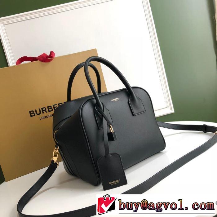 レディースバッグ スタイルUPして着こなす  バーバリー 2019年春夏のトレンドアイテム BURBERRY おしゃれな大人の着こなし