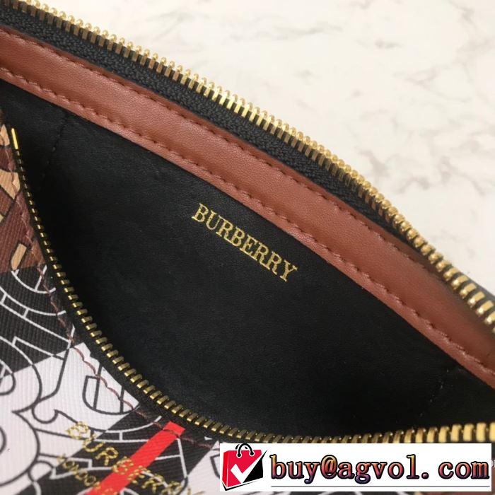夏の大人カジュアルスタイル  バーバリー リラックススタイルが実現 BURBERRY 2019年最新ファッションレディースバッグ