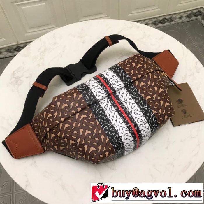 キレイめ感が強い  風通しの良いフレア バーバリー BURBERRY今旬のシルエットバランス ウエストポーチ
