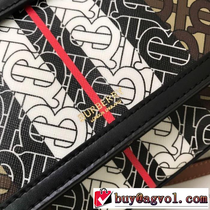 今年は大きめの新作がトレンド レディースバッグ  バーバリー 季節感のあるファッション BURBERRY 【2019年】夏のファッション