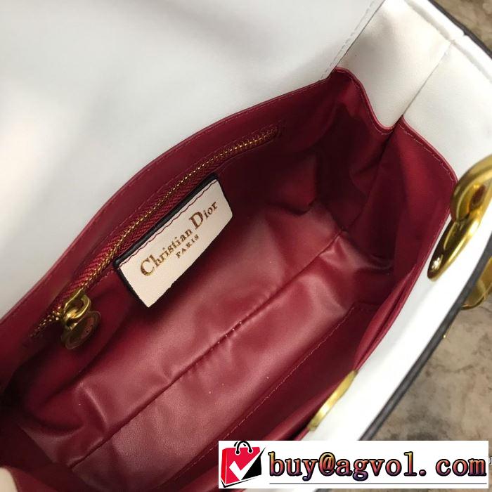 ディオール DIOR ハンドバッグ 2019年春夏のトレンドアイテム 春夏シンプルファッションでOK！