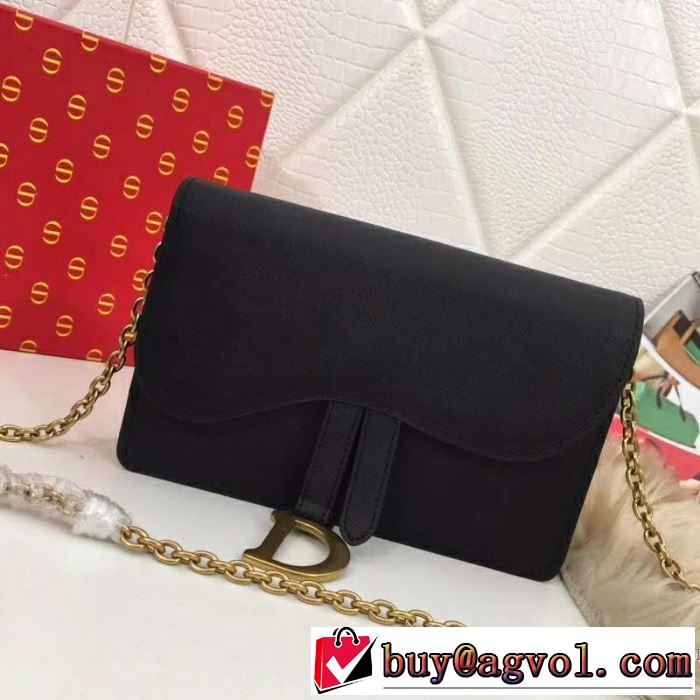今流行のストリート上品 2019春夏トレンドアイテム ディオール DIOR 斜め掛けバッグ 2色可選