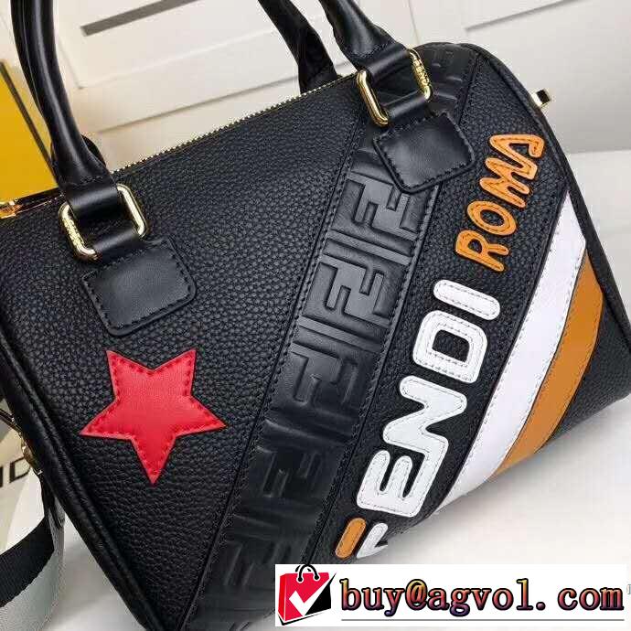 ハンドバッグ  4色可選 2019春夏トレンドアイテム今シーズン注目のデザイン  フェンディ FENDI