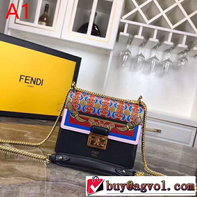 今流行りの最新コレクション 2019春夏は人気定番 フェンディ FENDI 斜め掛けバッグ 4色可選