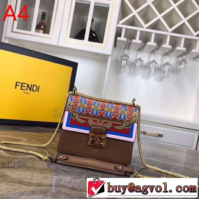 今流行りの最新コレクション 2019春夏は人気定番 フェンディ FENDI 斜め掛けバッグ 4色可選