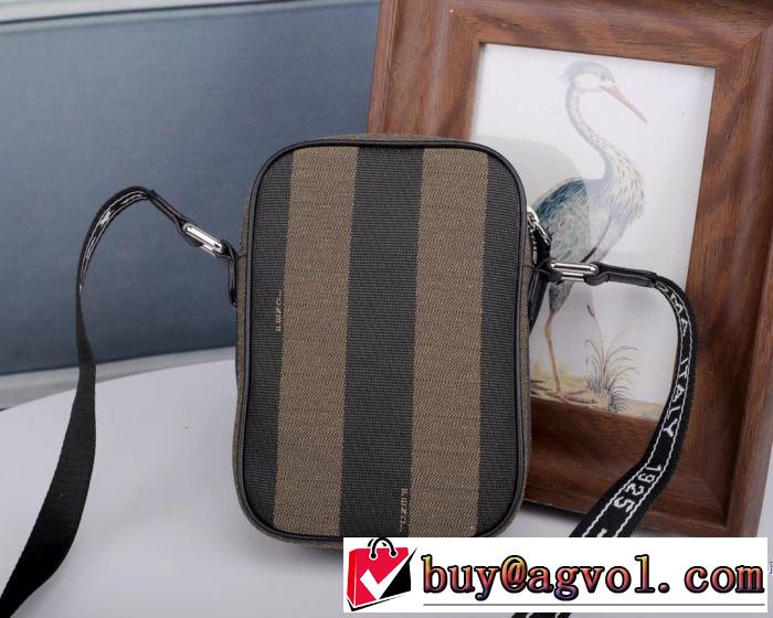 フェンディ FENDI 目を引く春夏トップス  レディースバッグ【2019年】夏のファッション  多色選択可 優しい雰囲気スタイリッシュに