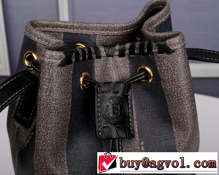 レディースバッグ  透け感新作がイチ推し フェンディ 上品な印象に格上げ FENDI 2019SSのトレンド商品  夏大人気のアイテム