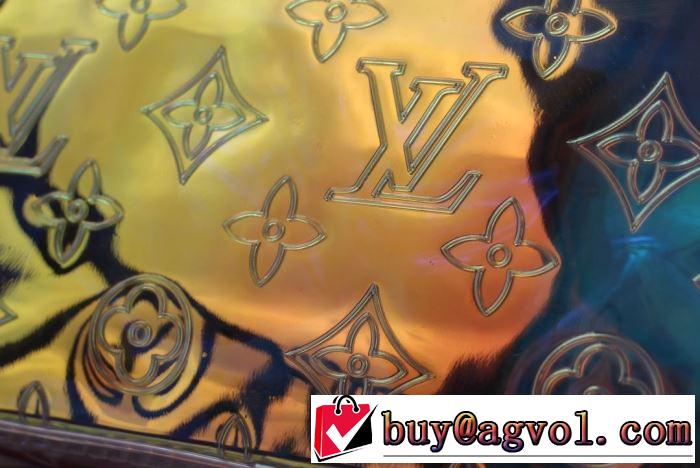 ルイ ヴィトン LOUIS VUITTON スタイルUPして着こなす2019年春夏のトレンドアイテム レディースバッグ ちょっと大人の印象