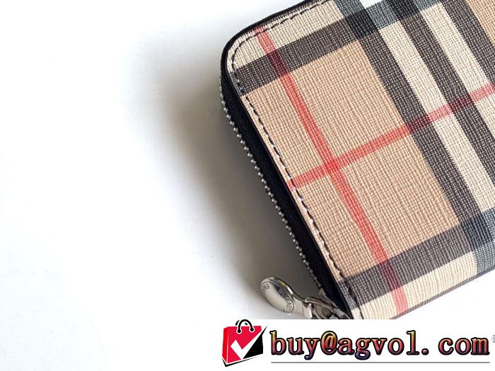 財布/ウォレット 最新秋冬トレンドをチェック！2019-20秋冬 バーバリー やっぱり優しい色 BURBERRY 絶対おさえるべきカラーと最新