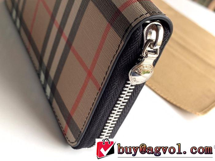 財布/ウォレット 最新秋冬トレンドをチェック！2019-20秋冬 バーバリー やっぱり優しい色 BURBERRY 絶対おさえるべきカラーと最新