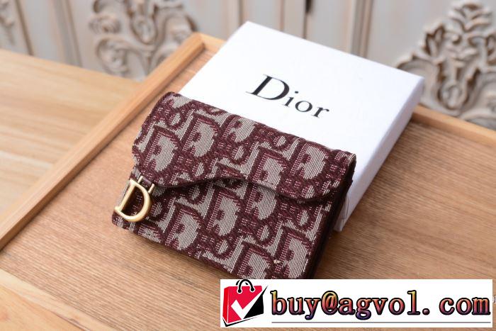 ディオール DIOR 【2019秋冬トレンド】押さえておきたい 3色可選 サイズのよさを感じる新作 財布/ウォレット 秋にこれがはやりそう