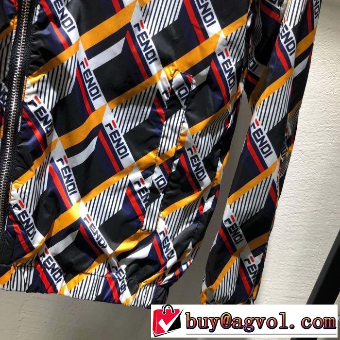 今年春夏ファション流行り  フード付きコート  2019SSのトレンド商品 フェンディ FENDI 透け感優しい