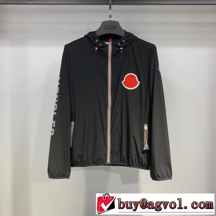 夏のコーデには欠かせない モンクレール リラックス感のある着こなし  MONCLER ハーフコート 抜け感スゴイ2色可選
