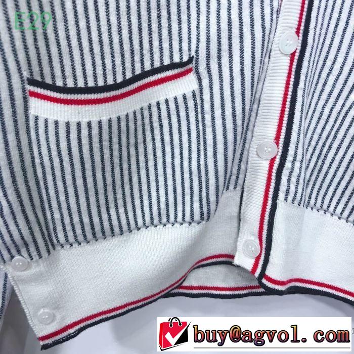 優しい雰囲気スタイリッシュに トムブラウン 【2019年】夏のファッション THOM BROWNE ニットコート 目を引く春夏トップス