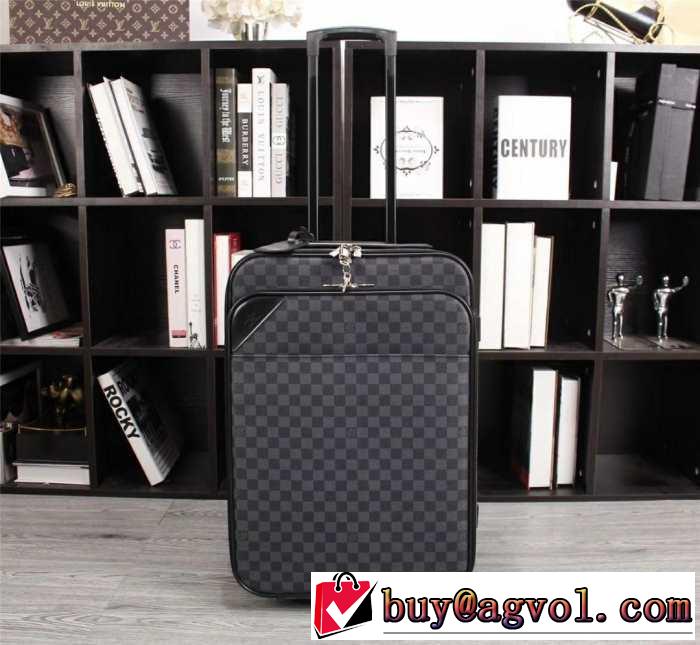 新作コレクションを見るLOUIS VUITTON  スーツケース ルイ ヴィトン2019SSのトレンド商品