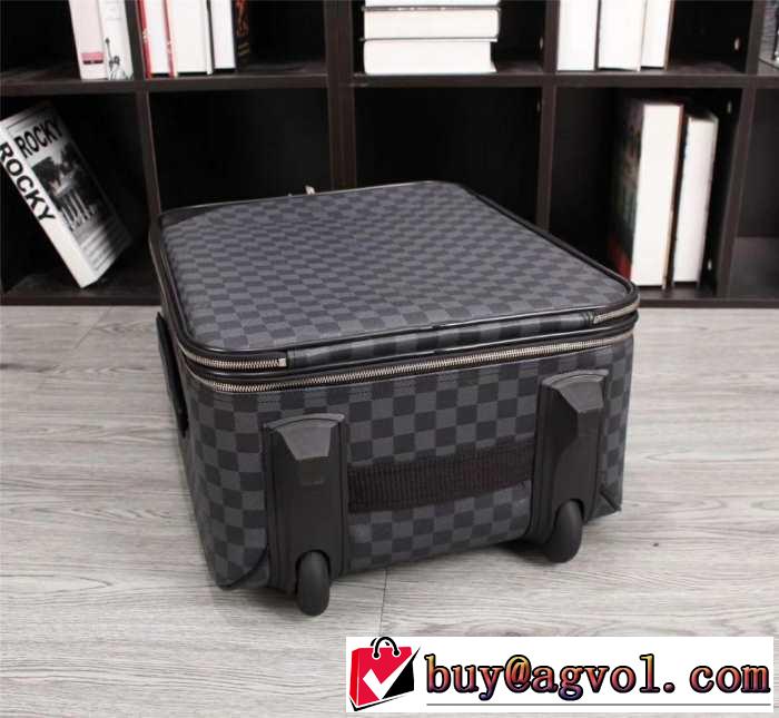 新作コレクションを見るLOUIS VUITTON  スーツケース ルイ ヴィトン2019SSのトレンド商品