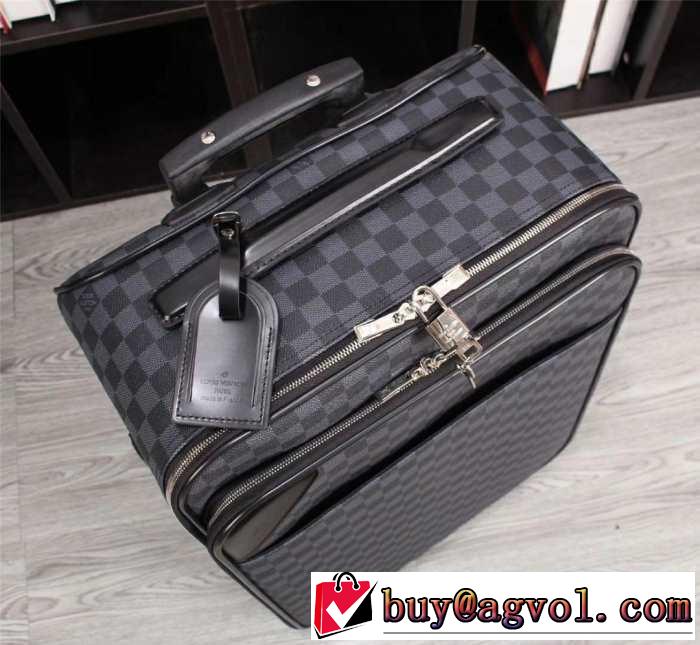 新作コレクションを見るLOUIS VUITTON  スーツケース ルイ ヴィトン2019SSのトレンド商品