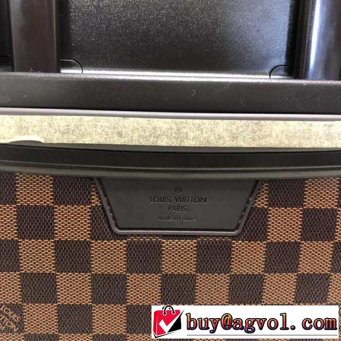 ルイ ヴィトン2019春夏の大注目トレンド LOUIS VUITTON  スーツケース 抜け感のあるキレイめ