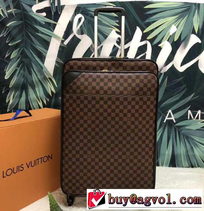 LOUIS VUITTON  春色の最旬の人気アイテムスーツケース ルイ ヴィトン2019年夏の一押しファッションアイテム