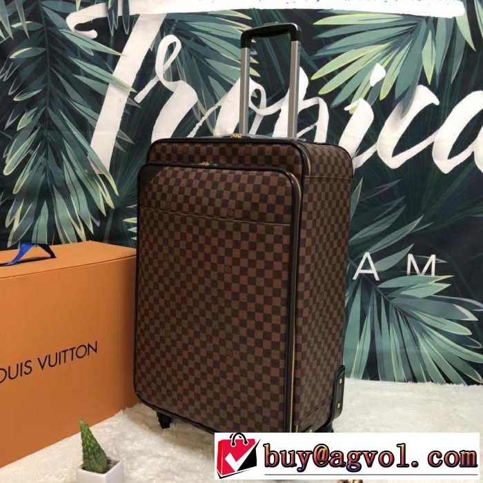 LOUIS VUITTON  春色の最旬の人気アイテムスーツケース ルイ ヴィトン2019年夏の一押しファッションアイテム