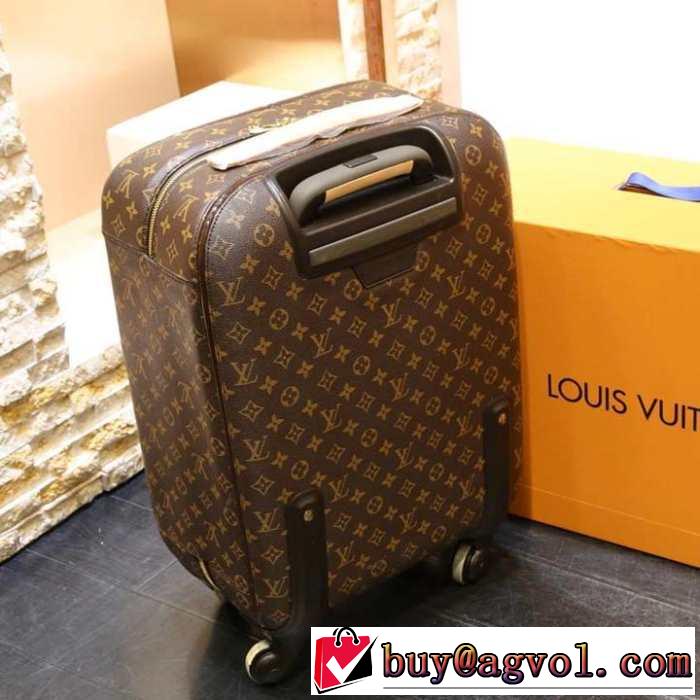 【2019春夏】最新コレクション ルイ ヴィトンおすすめな大人のトレンド  LOUIS VUITTON  スーツケース