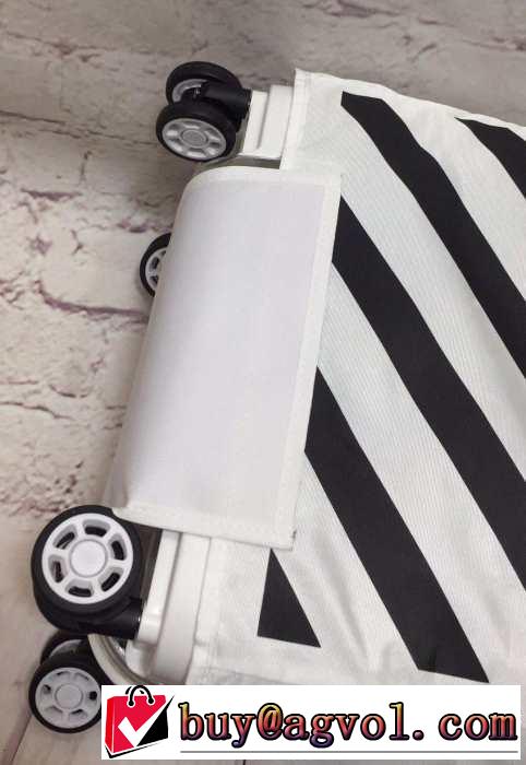 Off-White おすすめな大人のトレンド オフホワイト スーツケース 【2019春夏】最新コレクション