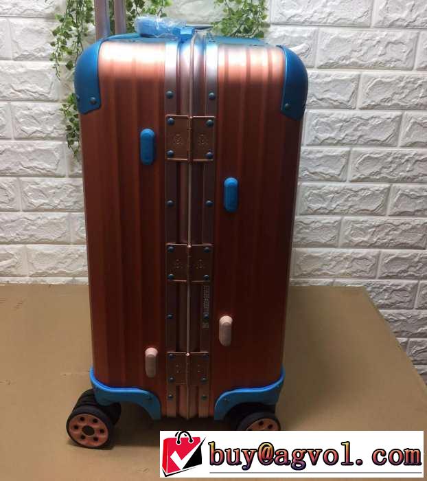 2019年春夏シーズンの人気 リモワ Rimowa今流行りの最新コレクション スーツケース
