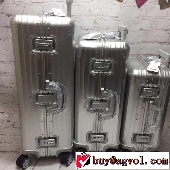 魅力的なカラー使い リモワ Rimowa 2019春夏トレンドアイテム スーツケース今流行りの最新コレクション