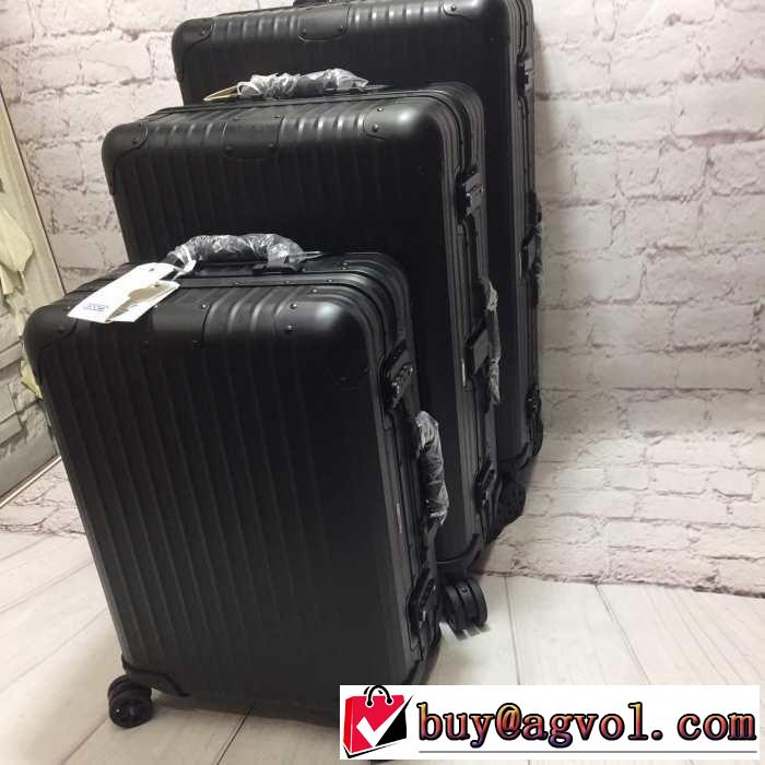 リモワ Rimowa デザイン抜群のアイテムスーツケース2019SSのトレンド商品 夏らしい季節感