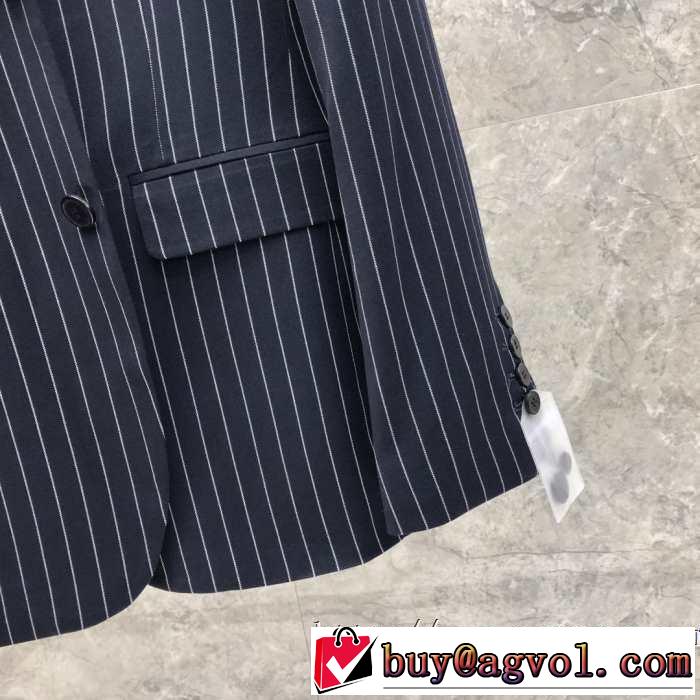 カジュアルコーデオシャレ バーバリー BURBERRY スーツ 2019秋のファッショントレンドはこれ