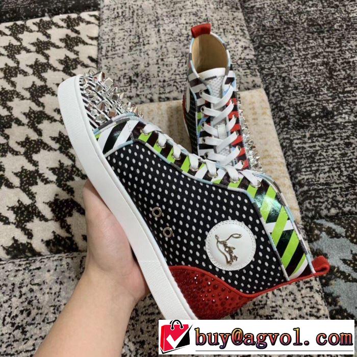 クリスチャンルブタン Christian Louboutin スニーカー、靴 2色可選 《2019年》今、注目のストリート 暑い季節も大活躍