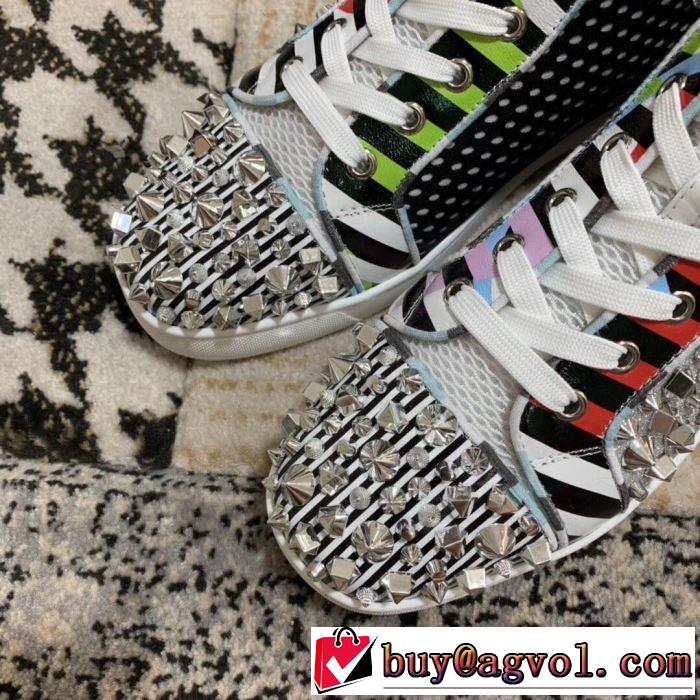 クリスチャンルブタン Christian Louboutin スニーカー、靴 2色可選 《2019年》今、注目のストリート 暑い季節も大活躍