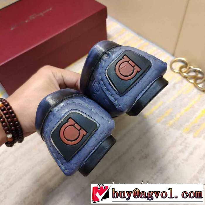 【最新】2019年秋冬のトレンド速報 サルヴァトーレフェラガモ FERRAGAMO 現在流行中のおすすめ人気ローファー 今年らしい新しい人気色