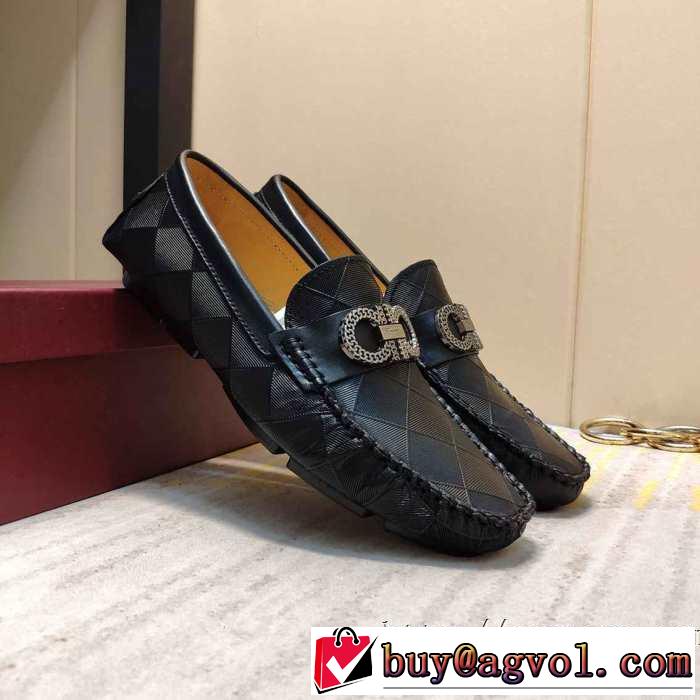 FERRAGAMO トレンド入り確実最新コレクション サルヴァトーレフェラガモ  活躍するトレンドアイテム ローファー