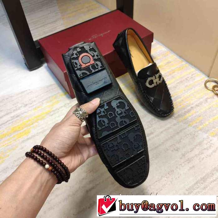 FERRAGAMO トレンド入り確実最新コレクション サルヴァトーレフェラガモ  活躍するトレンドアイテム ローファー