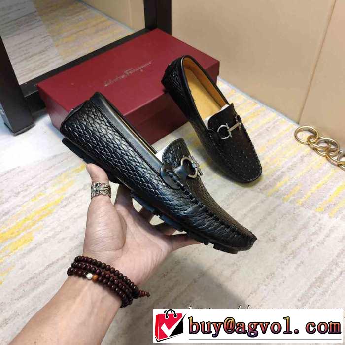 サルヴァトーレフェラガモ2019トレンドファッション新品  FERRAGAMO ローファー おしゃれでおすすめ今季トレンド
