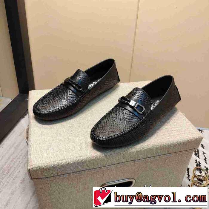 今年の流行りファション サルヴァトーレフェラガモ【2019秋冬トレンド】押さえておきたい  FERRAGAMO 秋にこれがはやりそうローファー